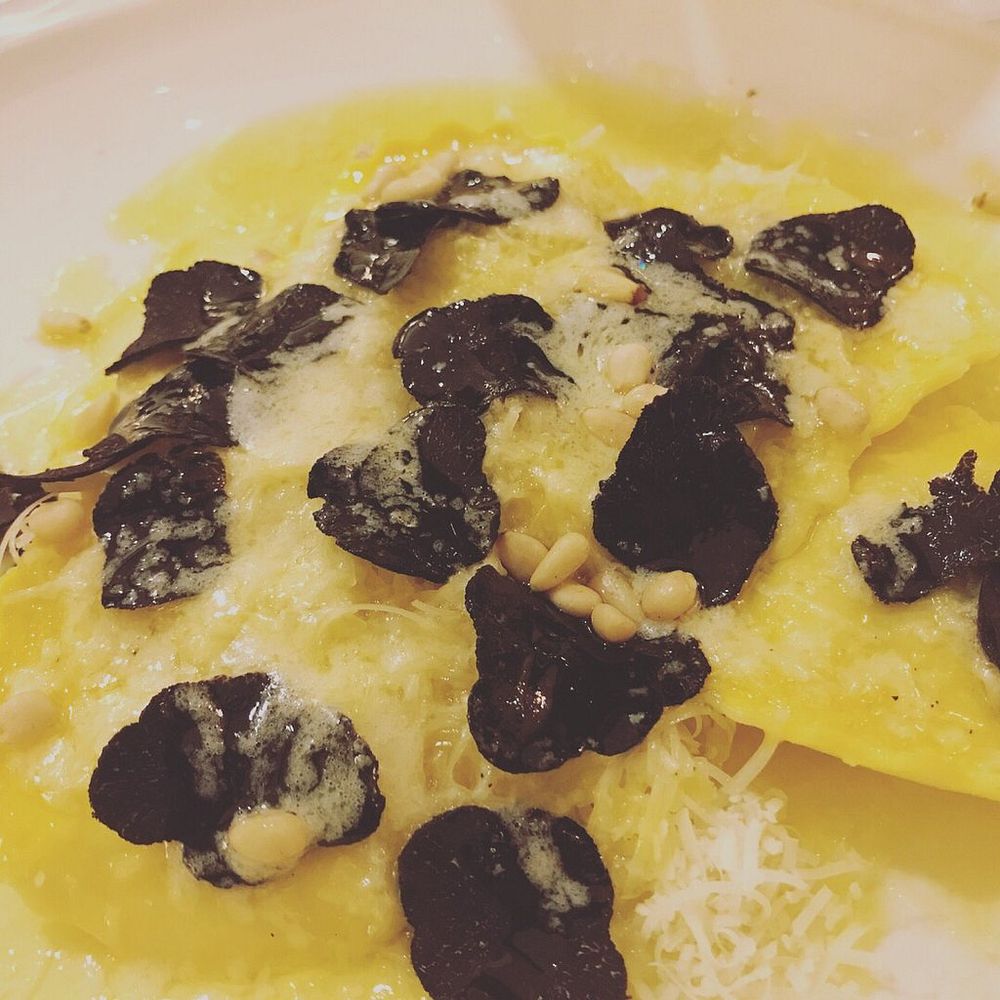 Plat de pâtes à la truffe